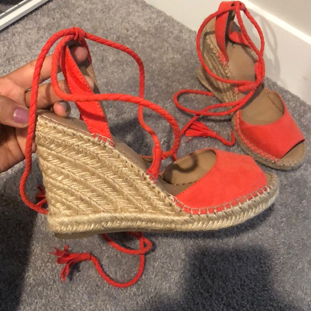 Salmon color sandals